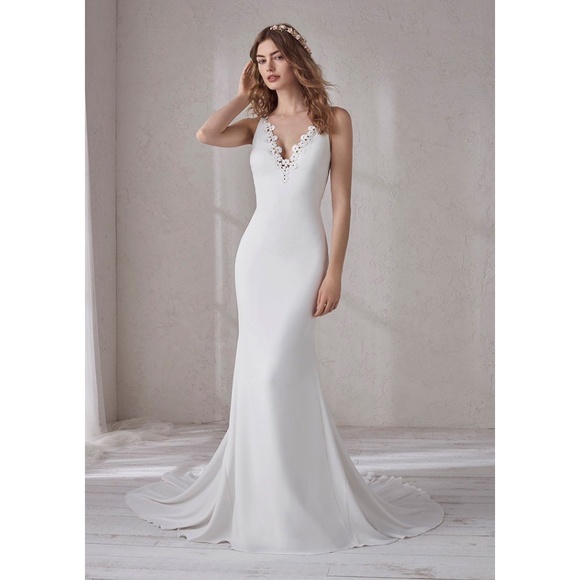 Pronovias Manon Crepe Mermaid Gown Ivory Size 10 - Picture 10 of 12